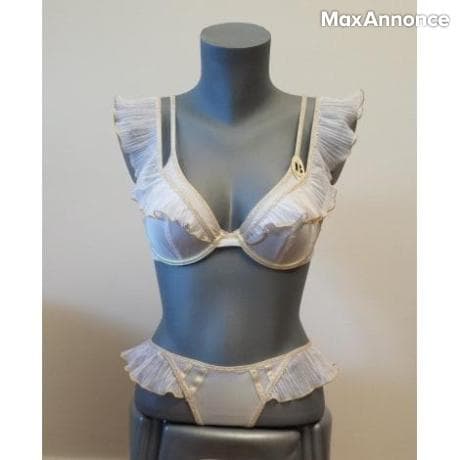 ENSEMBLE PARURE LINGERIE Tsumori Chisato  90  - État neuf