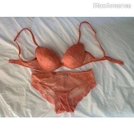 ENSEMBLE PARURE LINGERIE La Perla  90  - Très bon état