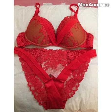 ENSEMBLE PARURE LINGERIE La Perla  95  - État neuf