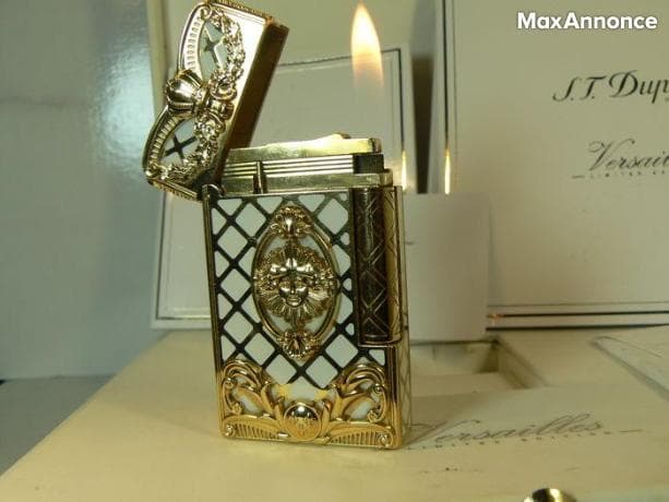 Briquet S.T Versailles en or