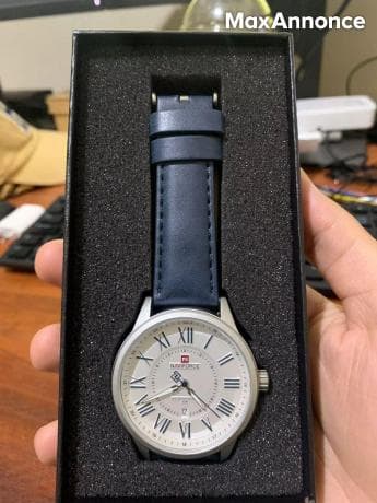 Superbe montre pour homme comme femme 