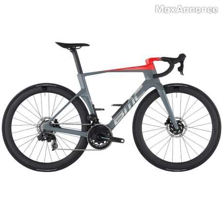 2024 BMC Teammachine R 01 THREE Road Bike (KINGCYCLESPORT)
