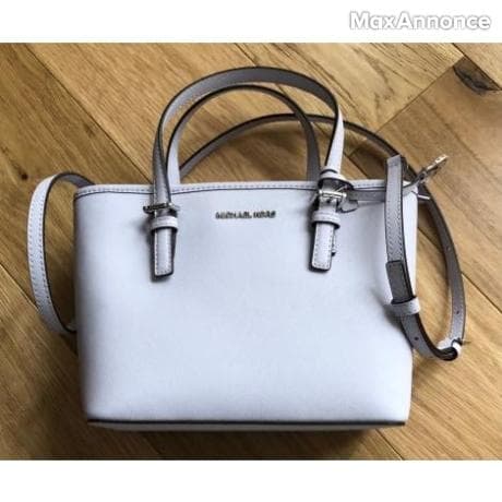 SAC EN BANDOULIÈRE EN CUIR Michael Kors  - État neuf