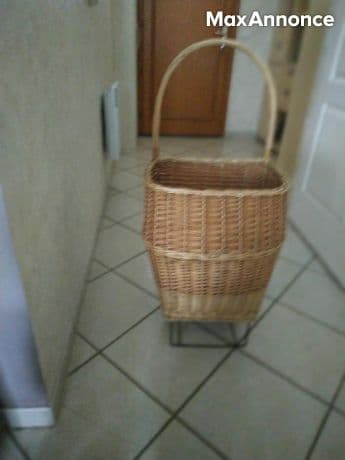PANIER A BOIS