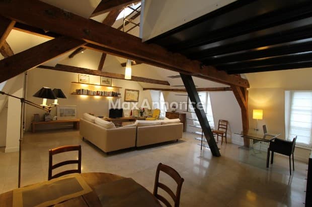 Appartement MEUBLÉ de 84 m² ( 97 m² en surface au sol) 