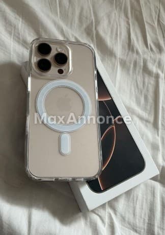 iPhone 16 Pro Max couleur Titane Désert