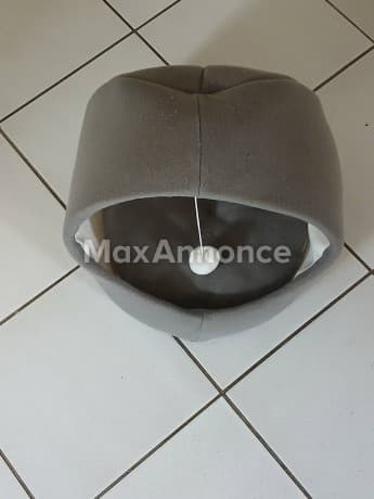 Panier pour chat très bon état 