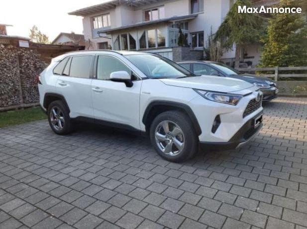 Toyota Rav 4 Edition d'affaires hybride