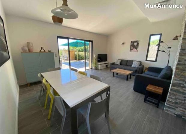 Villa de vacances avec piscine et jardin