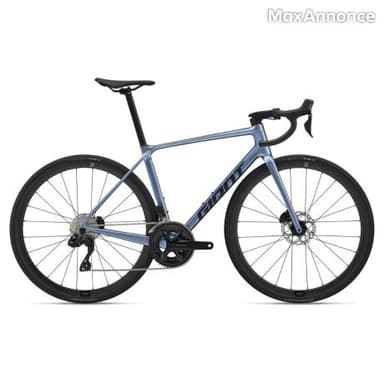 2025 Giant TCR Advanced 0 Di2 Road Bike (GUN2BIKESHOP)