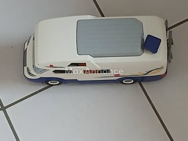 Playmobil camping car très bon état complet 