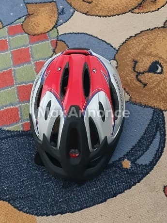 Casque de vélo très bon état complet 