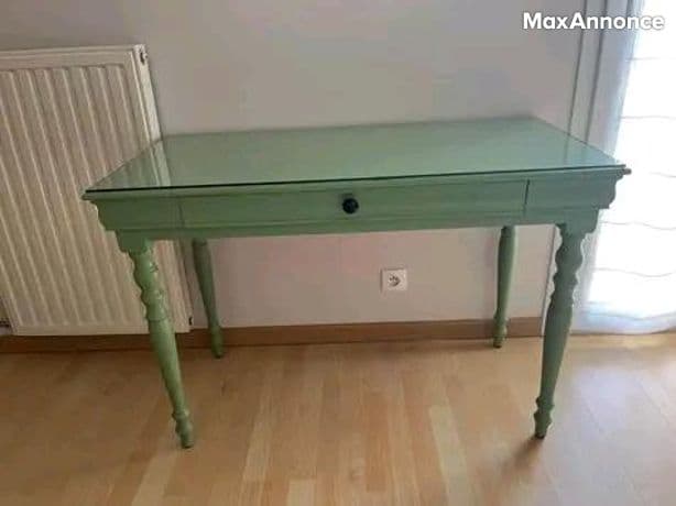 Bureau de table et commode 