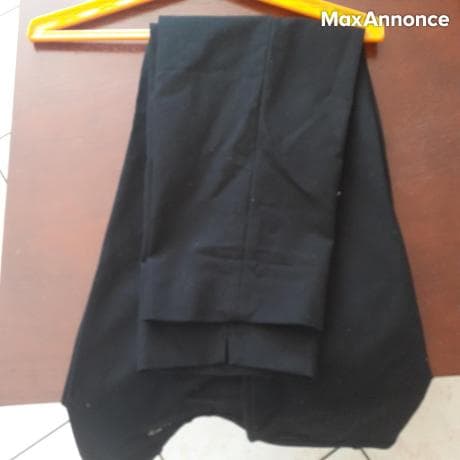 Jean noir Violeta by Mango