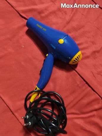 Sèche-cheveux 