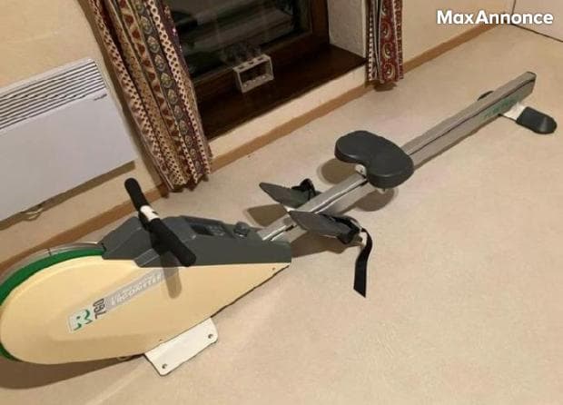 À VENDRE Rameur TUNTURI R760 peu servi, etat neuf.