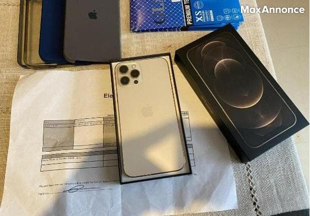 IPhone 12 pro max debloque tout operateur