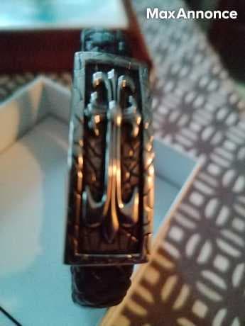 BRACELET EN CUIR