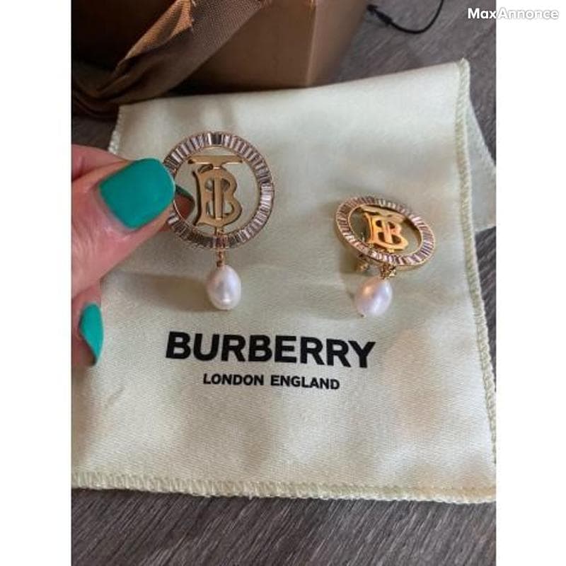 BOUCLES D'OREILLES Burberry  - État neuf