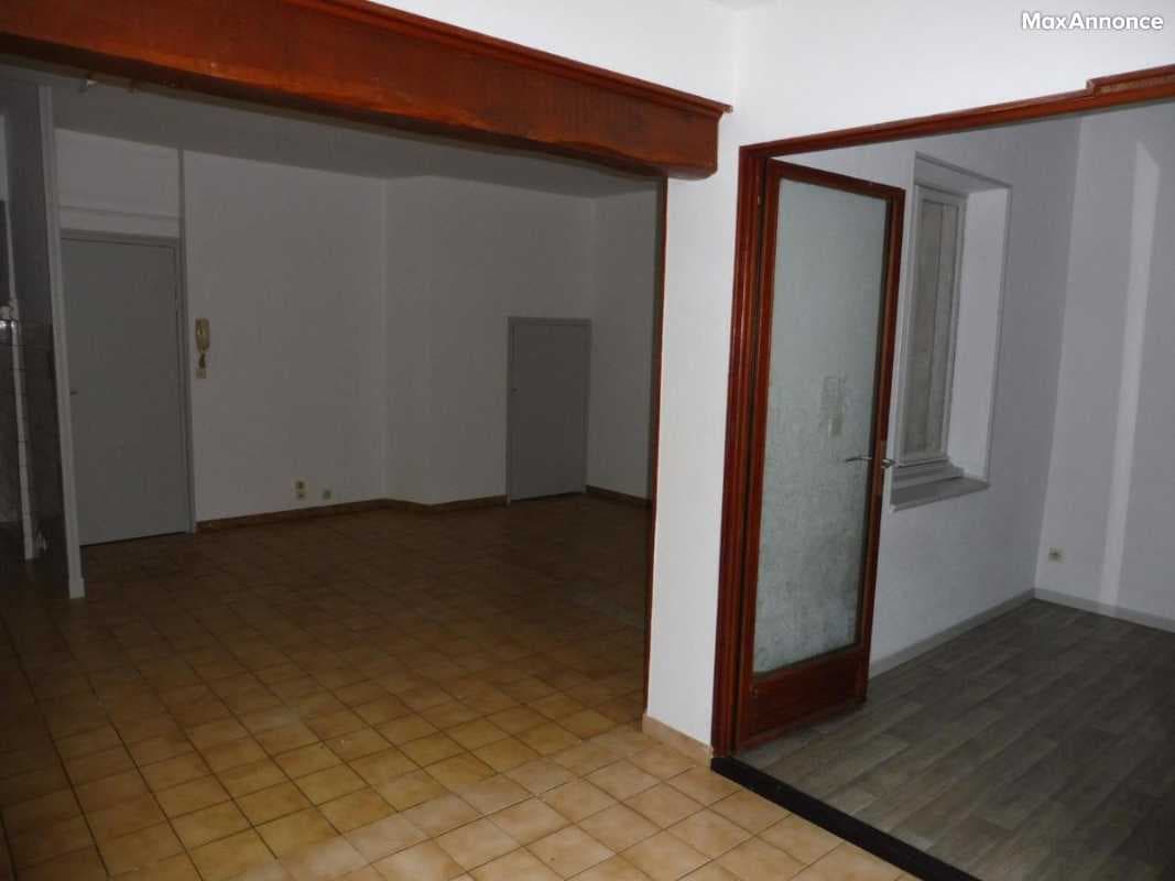 Loue à Chaumont Appartement F3 de 62 m²  refait à neuf
