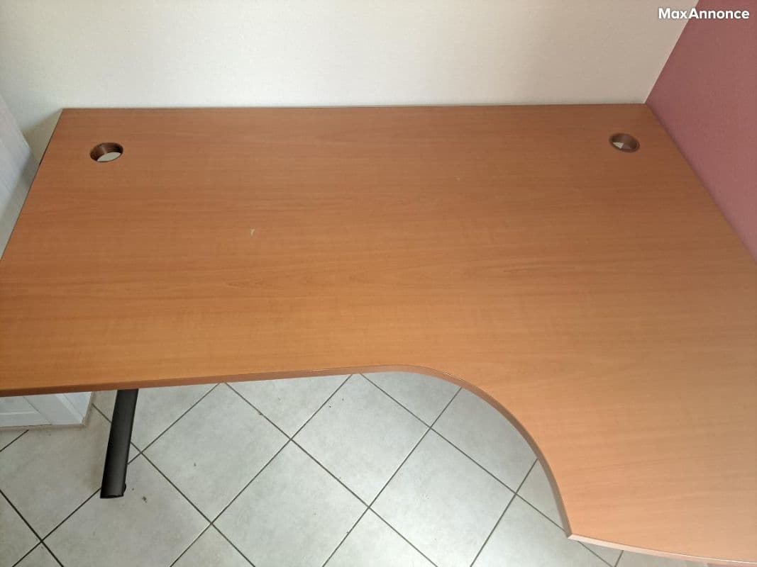 Bureau professionnel en bon état plus grand longueur 160