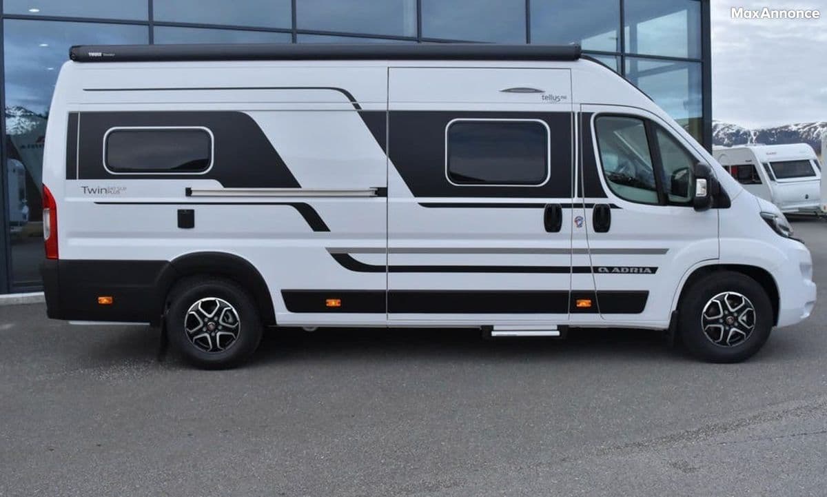 Adria Twin 640 SLB automatique 140 CV