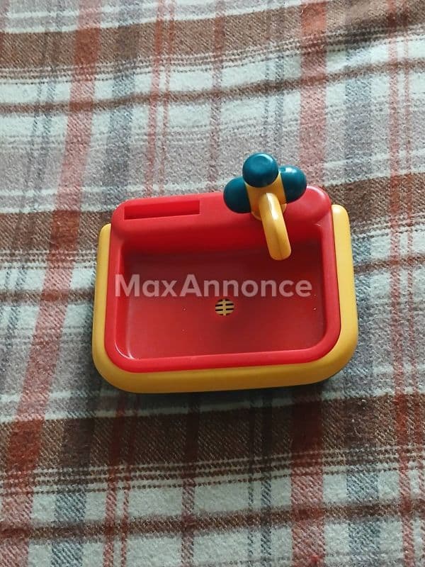 Lavabo très bon état complet jeux 