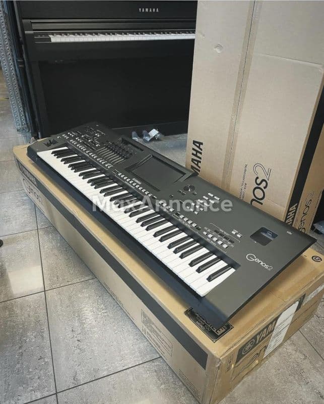Yamaha Genos2 et Yamaha PSR-SX920 et Korg Pa5X et Korg Pa4X