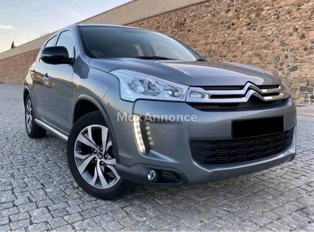 Véhicules automobiles 