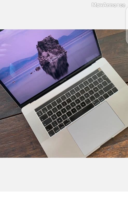 MacBook pro 15 pouce i7 512 Gb