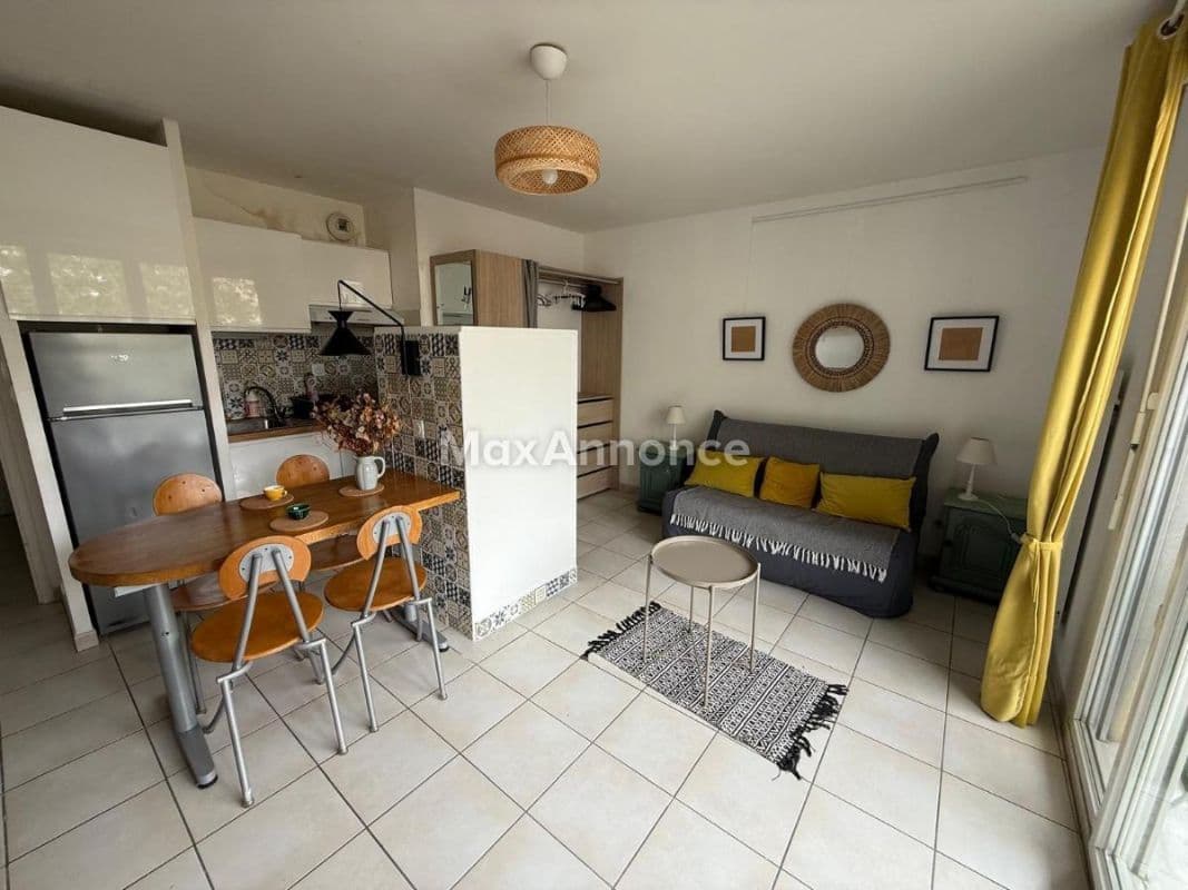 Location appartement meublé 1 pièce 28 m²