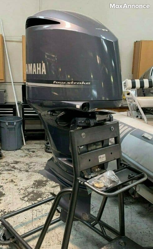 FOR SALE : YAMAHA 300 HP 4 STROKE