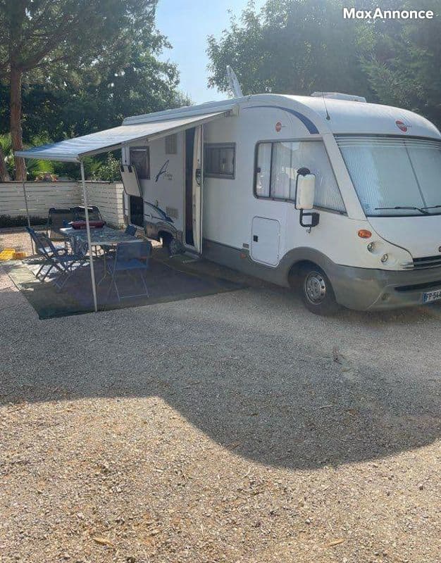 CAMPING-CAR