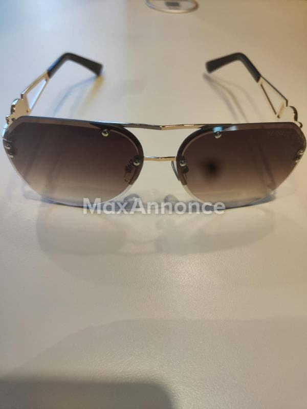 Lunette de soleil Versace mixte neuve