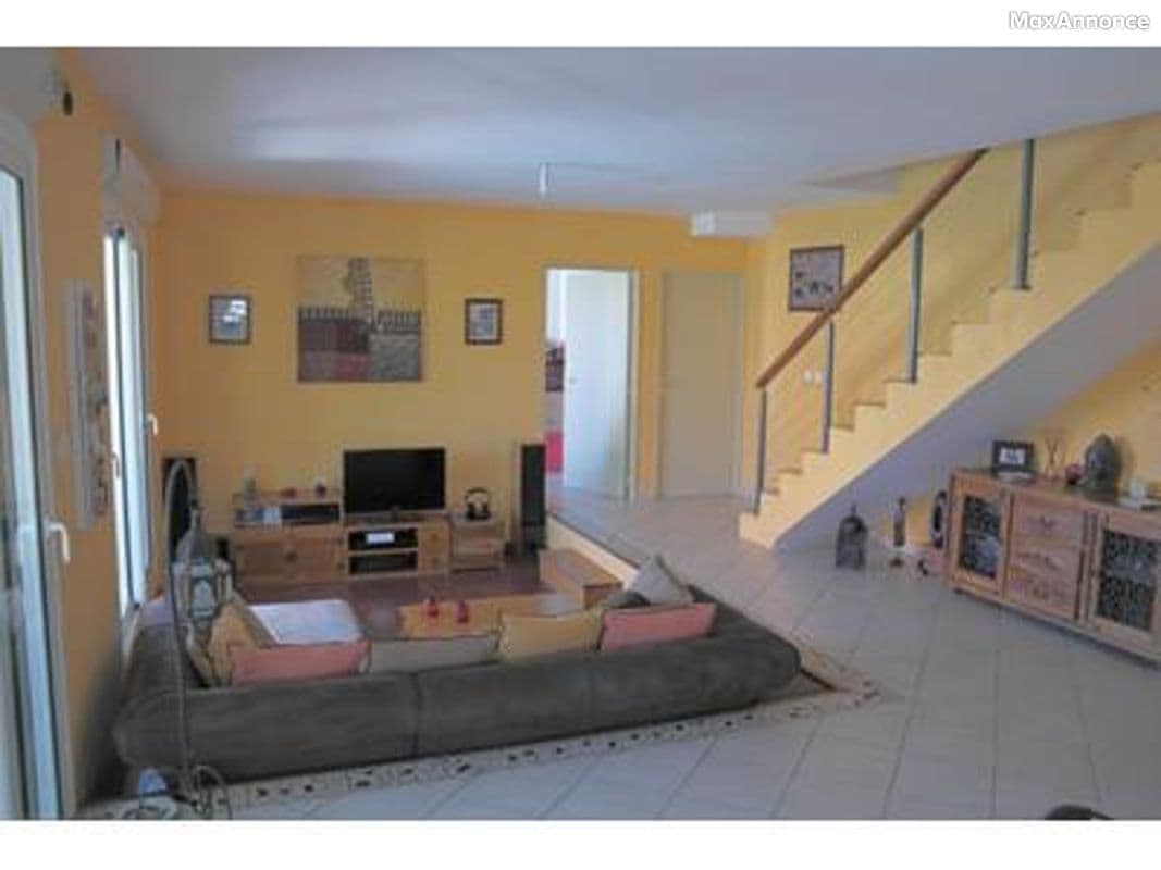 Villa F5 avec piscine