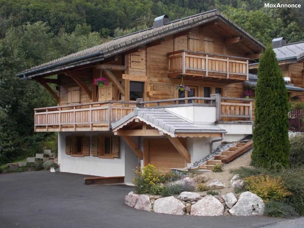 Chalet 8 pers très lumineux avec piste à ski 