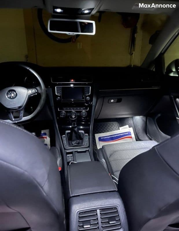 Je vend ma voiture golf sur bon prix rien que maintenant 