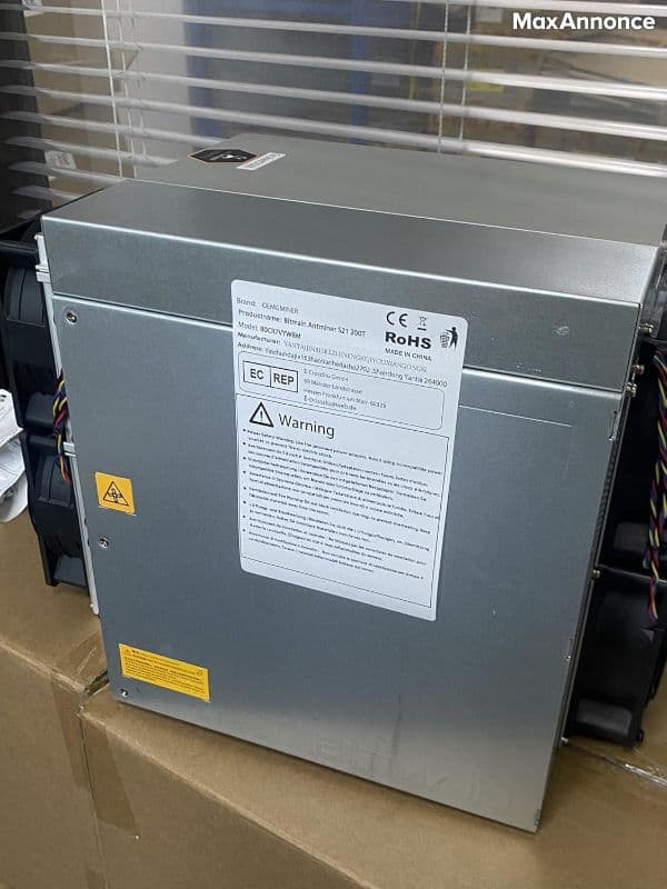 Bitmain Antminer S21 200T 3500W 220-277V BTC/BCH