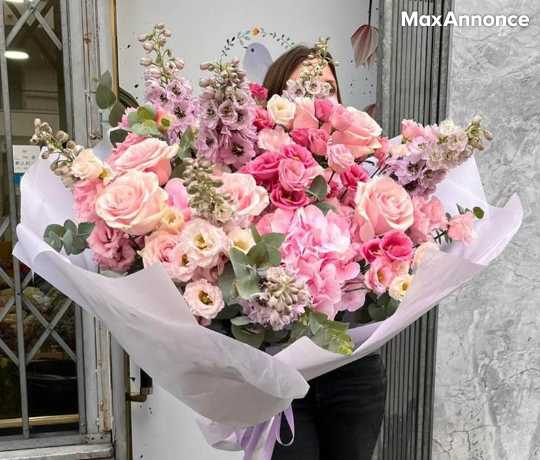 Exquisite collection of Valentine's bouquets of flowers 