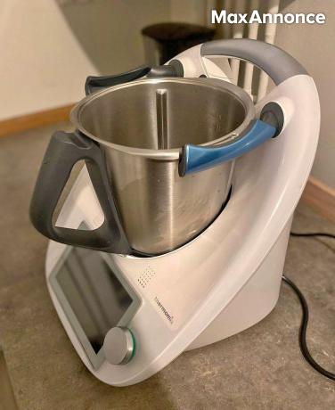 THERMOMIX TM6 + DECOUPE MINUTE + EPLUCHEUR+ 2nd BOL